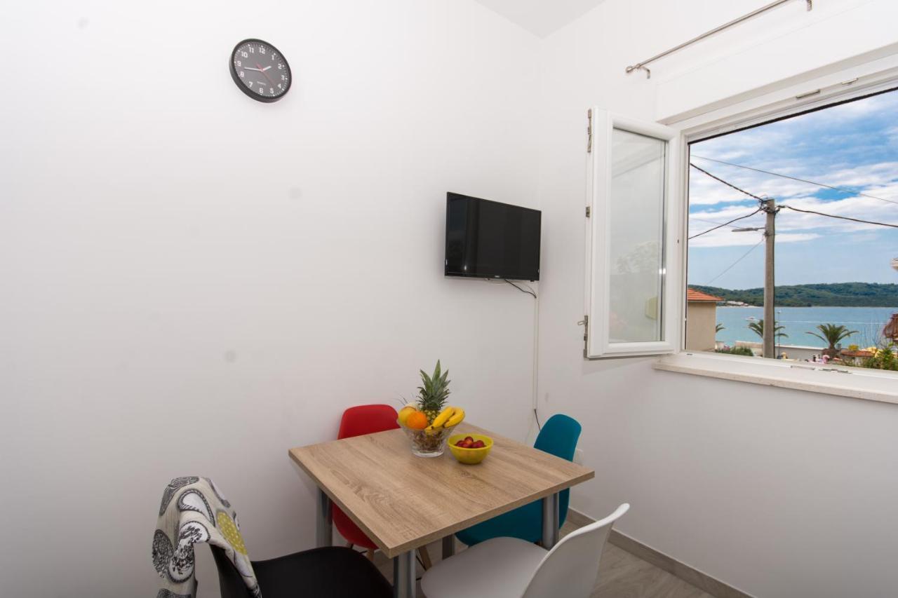 Apartments Ploka 오크루그고른지 외부 사진