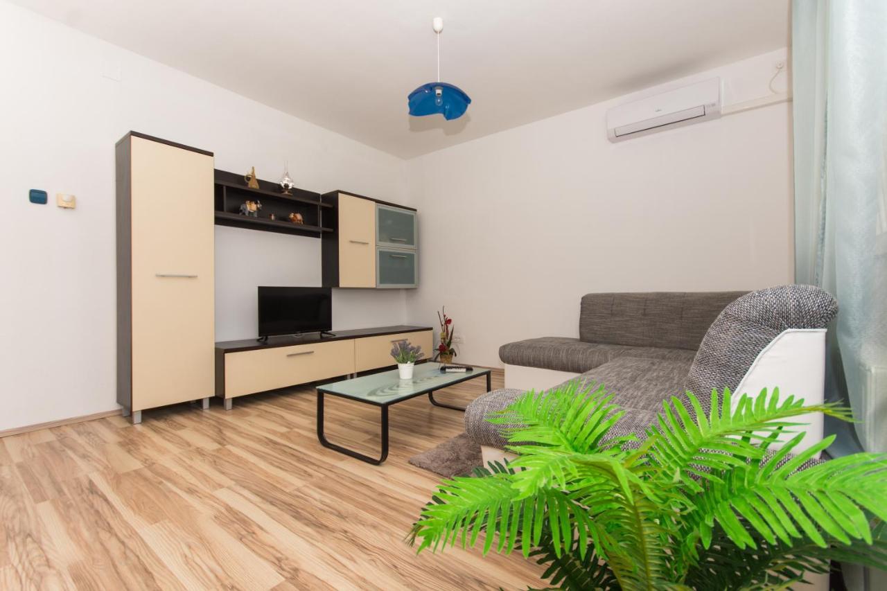 Apartments Ploka 오크루그고른지 외부 사진