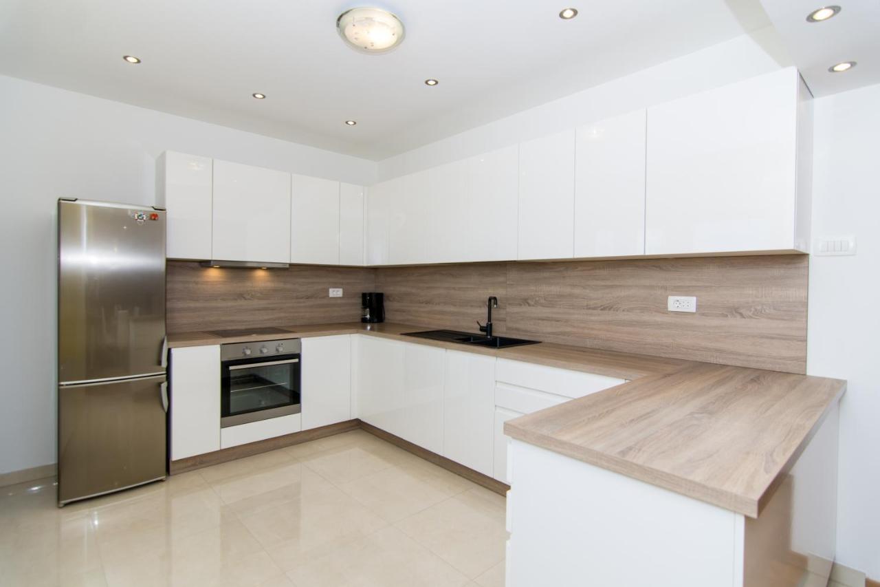 Apartments Ploka 오크루그고른지 외부 사진