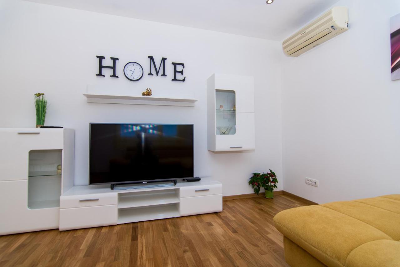 Apartments Ploka 오크루그고른지 외부 사진