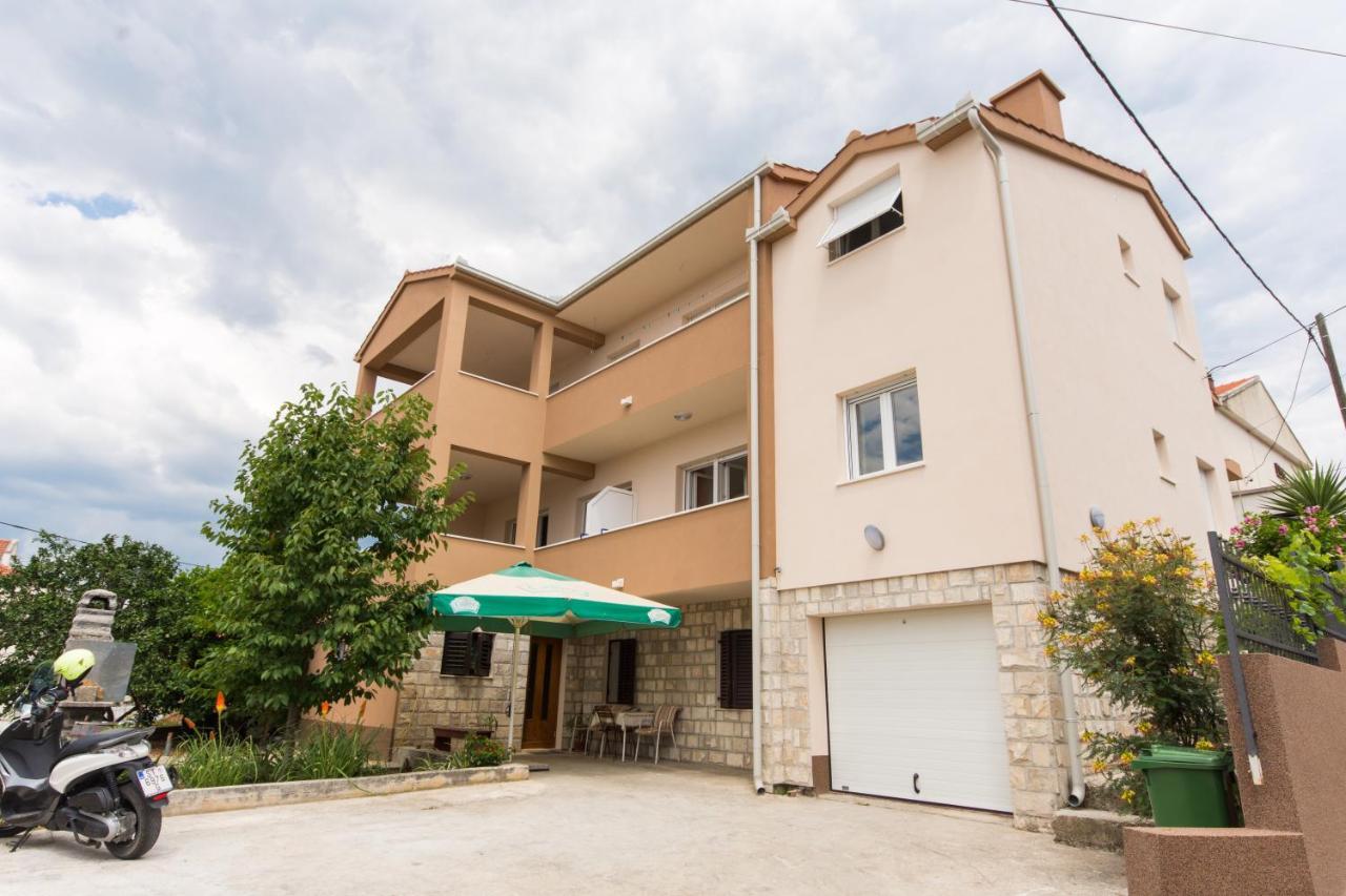 Apartments Ploka 오크루그고른지 외부 사진