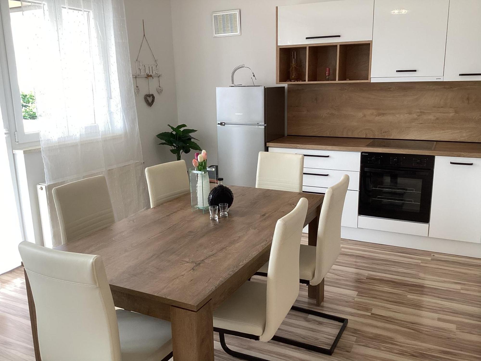 Apartments Ploka 오크루그고른지 외부 사진